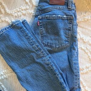 Levi's High-Rise 501 Jeans